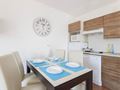 Apartment App 4